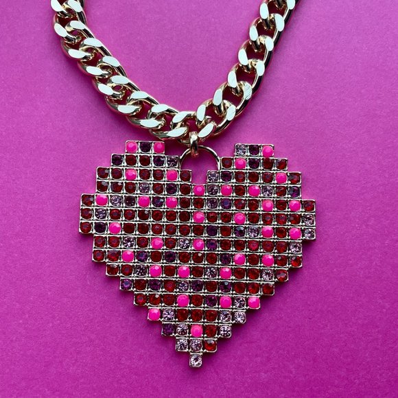 NWT Betsey Johnson Heart Necklace - Pink & Red Rhinestone Heart Thick Go… - Picture 9 of 12